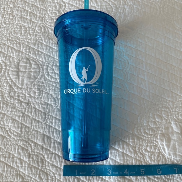 Cirque du Soleil "O" Large Reusable Cup Tumbler with Straw Bellagio Las Vegas - Picture 10 of 10